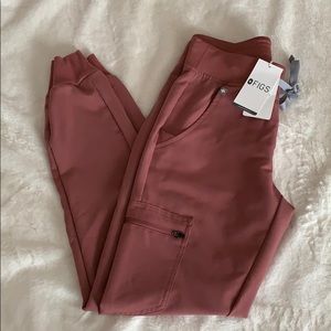 Figs Zamora Jogger Scrubs Mauve